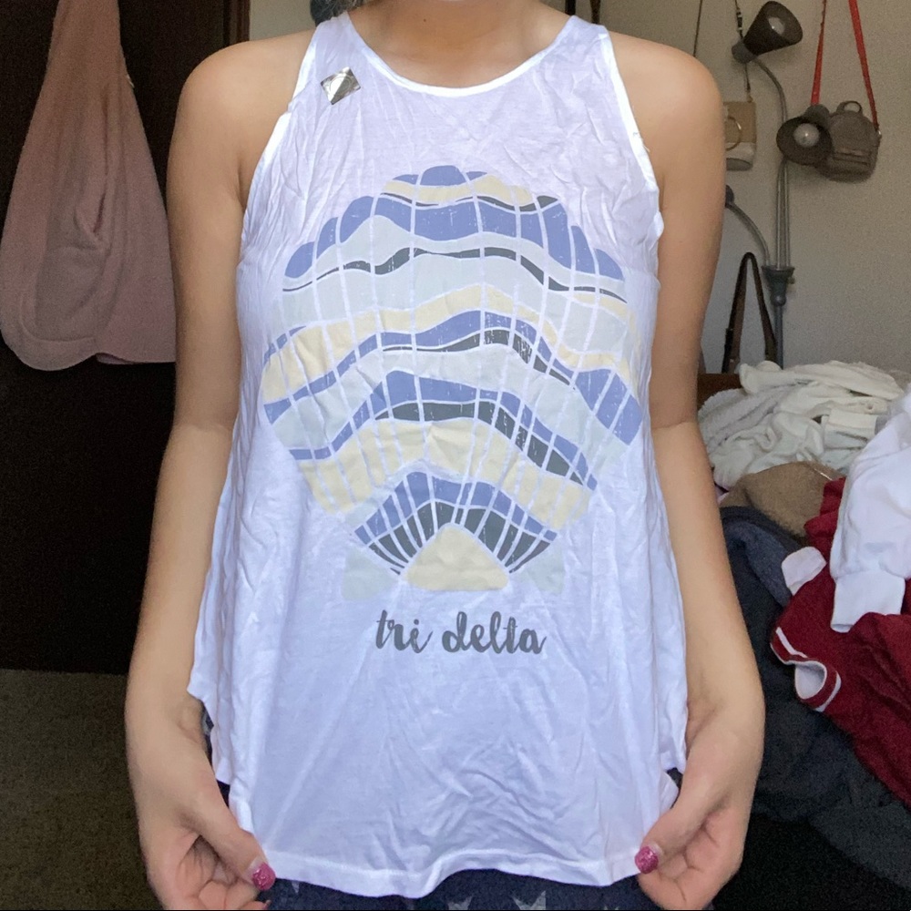 tri delta tank